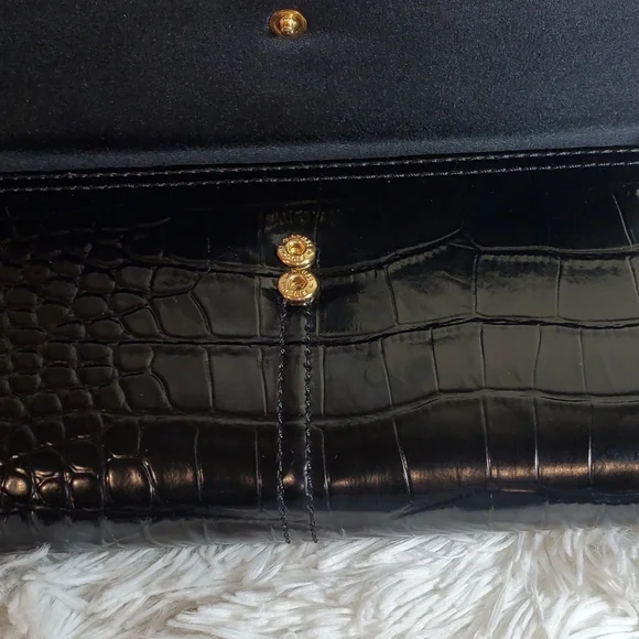 Liz Claiborne "Money Talks" Wallet NWT - Picture 6 of 16